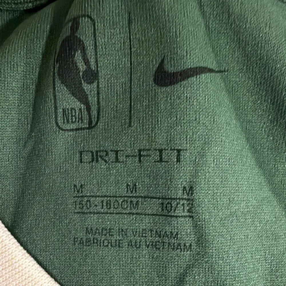 Nike Licensed NBA Milwaukee Bucks Damian Lillard 0 Jersey Green youth M 10/12